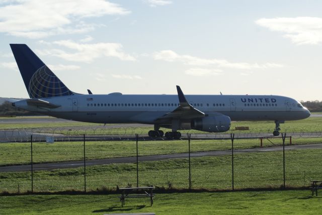 Boeing 757-200 (N13110) - United Airlines B757-224 cn27300