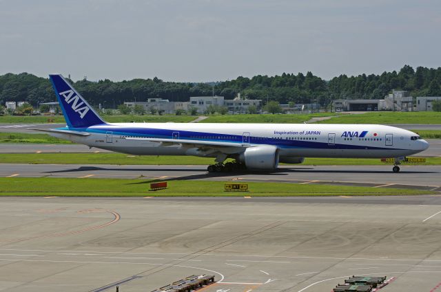 Boeing 777-200 (JA782A)