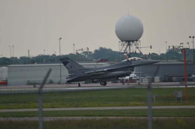 Lockheed F-16 Fighting Falcon — - 114th FW NAG-114 landing after a tactical approach to KFSD - 6-10-2012