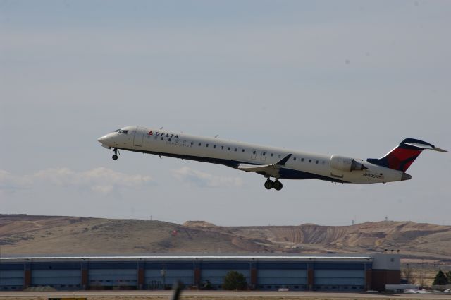 Canadair Regional Jet CRJ-900 (N810SK)