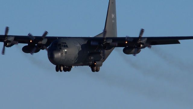 Lockheed C-130 Hercules (13-0333) - A Canadian Forces Hercules C130H, landing at the Iqaluit airport. October 21, 2015.