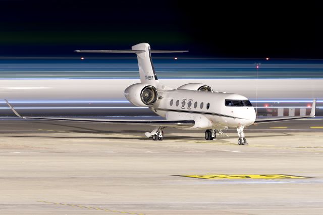 Gulfstream Aerospace Gulfstream G500 (N533SF) - Tenerife Sur - Reina Sofia (TFS / GCTS) - Spainbr /br /Photo taken: December 3, 2023br /br /Operator: (Private)br /Type: Gulfstream VII G500br /Registration: N533SFbr /Serial: 72017