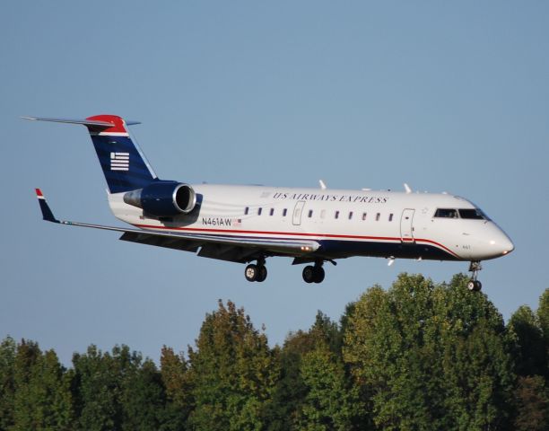 Canadair Regional Jet CRJ-200 (N461AW) - Approaching 18C - 10/10/10