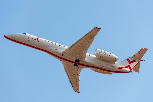 Embraer ERJ-135 (N254JX)