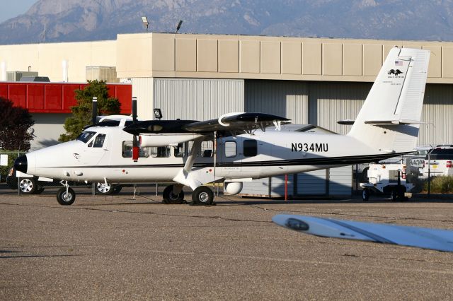De Havilland Canada Twin Otter (N934MU)