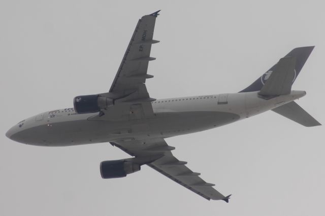 Airbus A310 (EP-MDH)