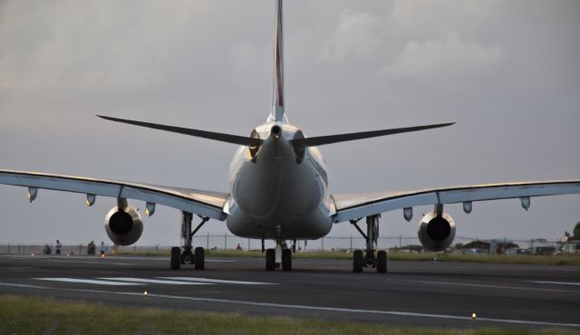 Airbus A340-300 (F-GLZR)