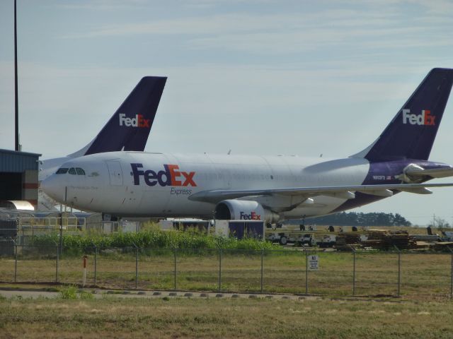 Airbus A300F4-600 (N803FD)
