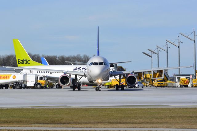 Airbus A320 (OY-KAN)