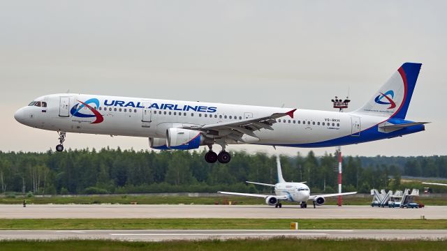 Airbus A321 (VQ-BKH)