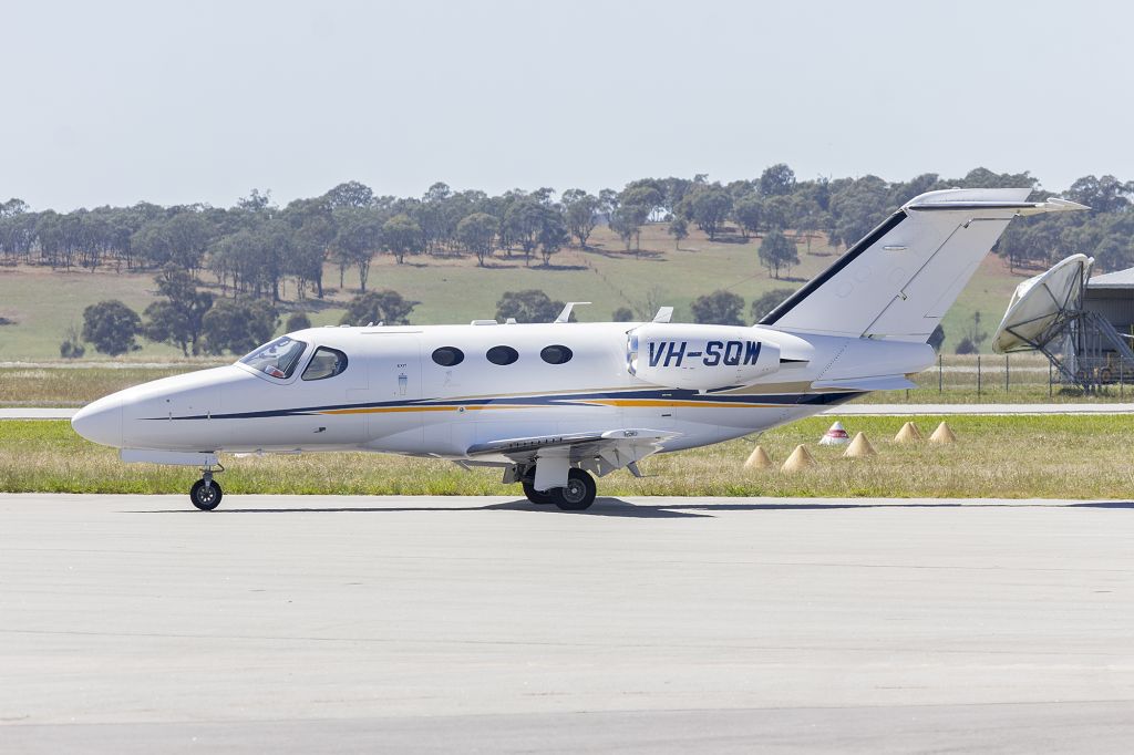 Cessna Citation Mustang (VH-SQW) - Flight Options (VH-SQW) Cessna 510 Citation Mustang at Wagga Wagga Airport.