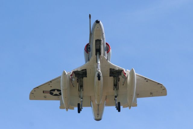 SINGAPORE TA-4 Super Skyhawk (N49WH) - Thunder Over Michigan Air Show, 2012