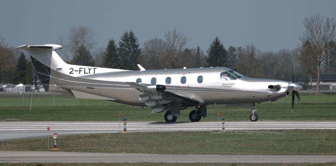 2-FLYT —