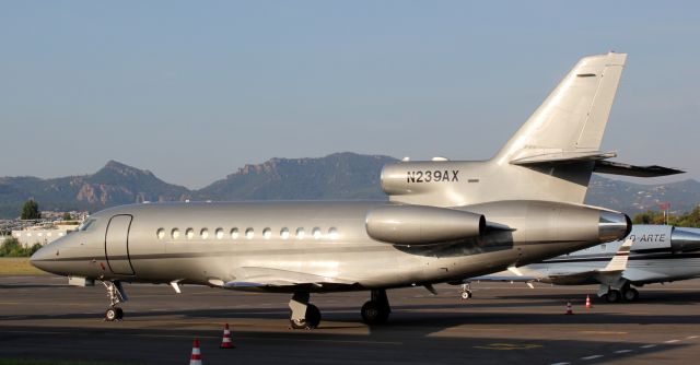 Dassault Falcon 900 (N239AX)