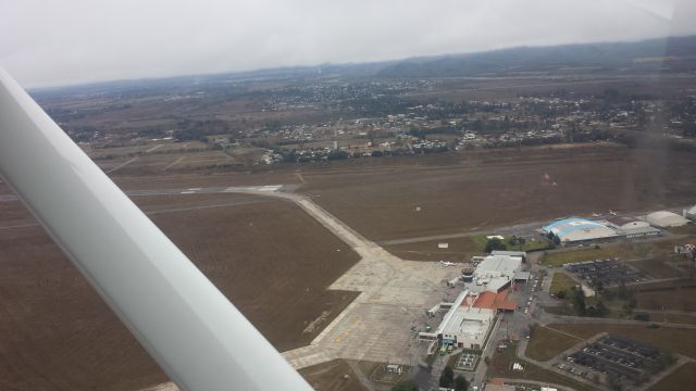 Cessna 152 (LV-CFF) - Salta Airport