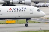 N819DX thumbnail