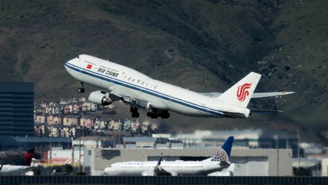 BOEING 747-8 (B-2486)