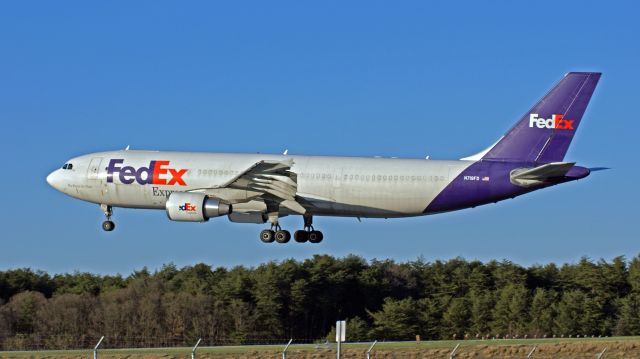 Airbus A300F4-600 (N719FD) - One dirty plane.