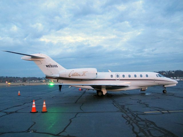 Dassault Falcon 2000 (N935QS) - A very fast aircraft.