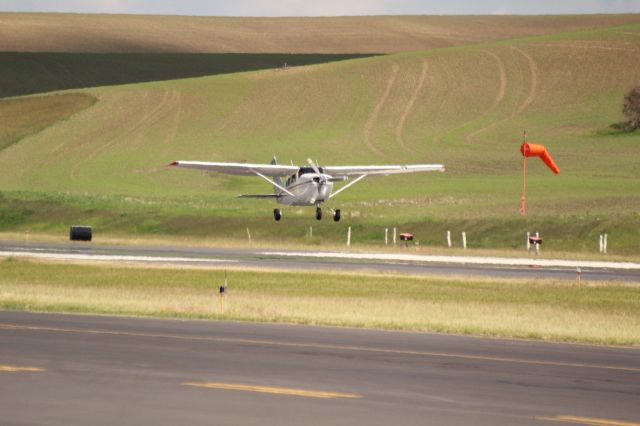 Cessna 206 Stationair (N556AT)