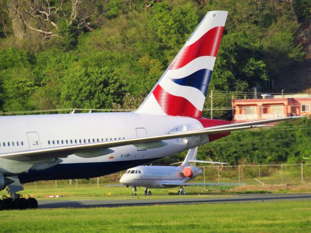 Boeing 777-200 (G-VIIP)