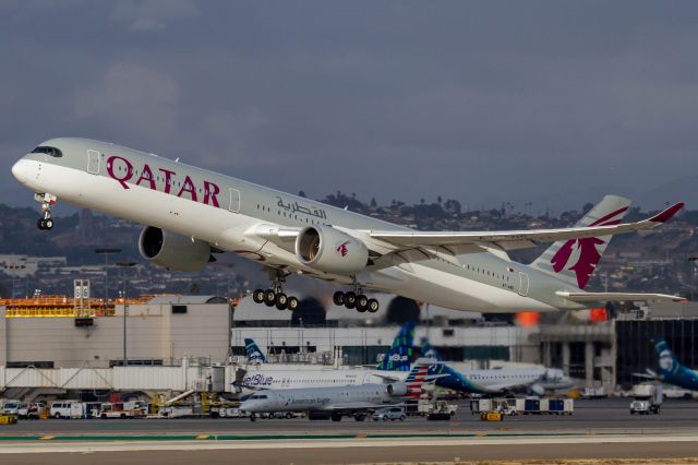 Airbus A350-1000 (A7-ANG)