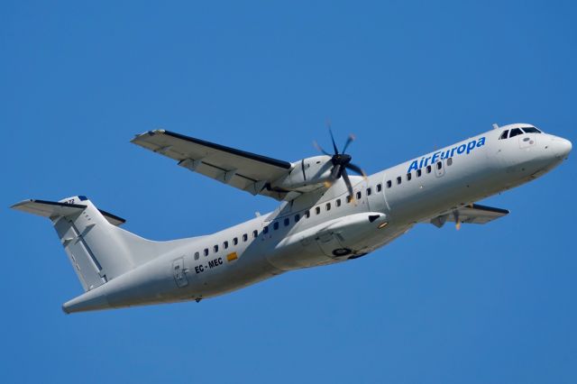 ATR ATR-72 (EC-MEC)