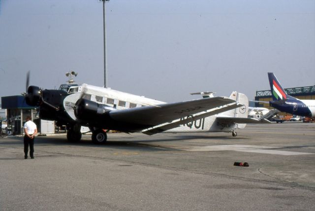 JUNKERS Ju-52/3m (D-CDLH)