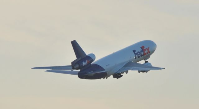 McDonnell Douglas DC-10 (N357FE)