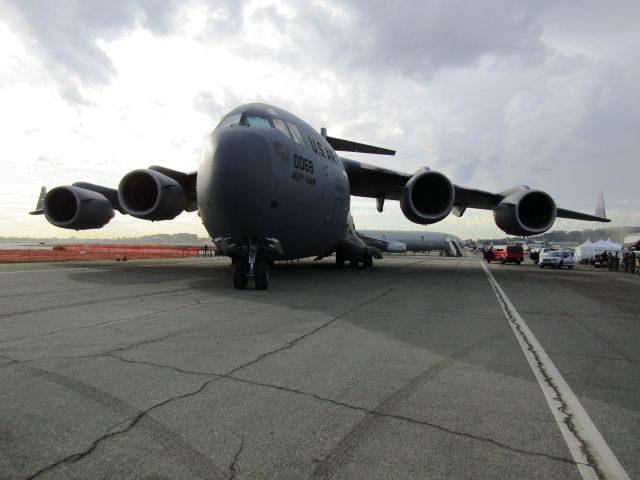 Boeing Globemaster III (94-0068) - On display at KLGB