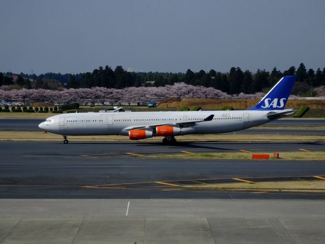 Airbus A340-300 (OY-KBA)