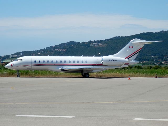 Bombardier Global Express (C-GWHF) - 02 jul 2013