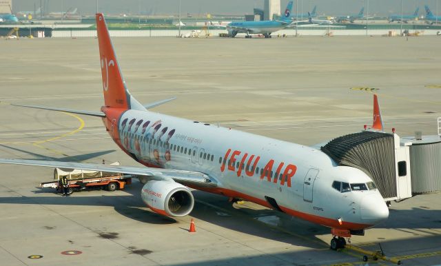 Boeing 737-800 (HL8263) - Jeju Air 737-82R HL8263 at Seoul (ICN) on Oct 30, 2014.