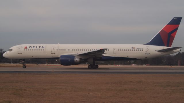 Boeing 757-200 (N522US)