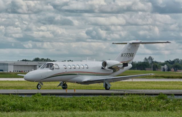 Cessna Citation CJ1 (N777AG) - Departure from CYHU, 14-07-2019