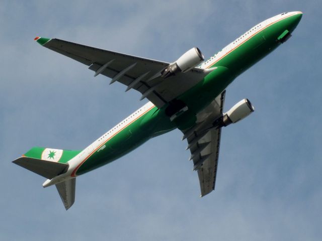 Airbus A330-300 (B-16308)
