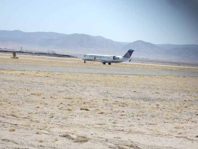 Canadair Regional Jet CRJ-200 (N933EV) - Operated by SkyWestbr /4/2/2021