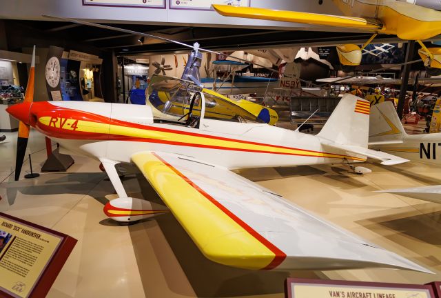 Vans RV-10 (N14RV)