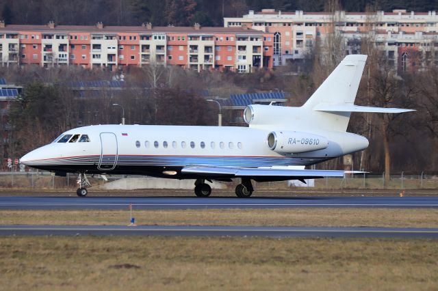 Dassault Falcon 900 (RA-09610)