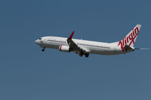 Boeing 737-800 (VH-VUY)
