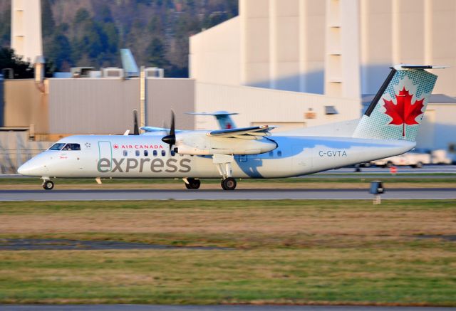 de Havilland Dash 8-300 (C-GVTA)