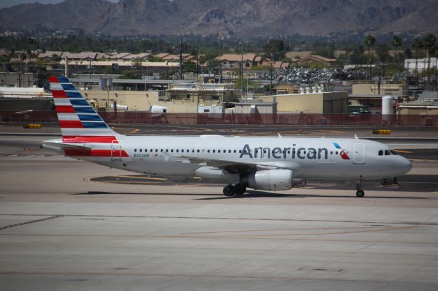 Airbus A320 (N652AW)