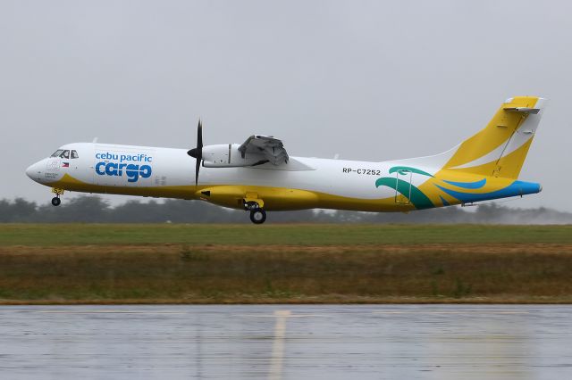 ATR ATR-72 (RP-C7252) - re-delivery 18jul19 DNR-PFO after freighter conversion