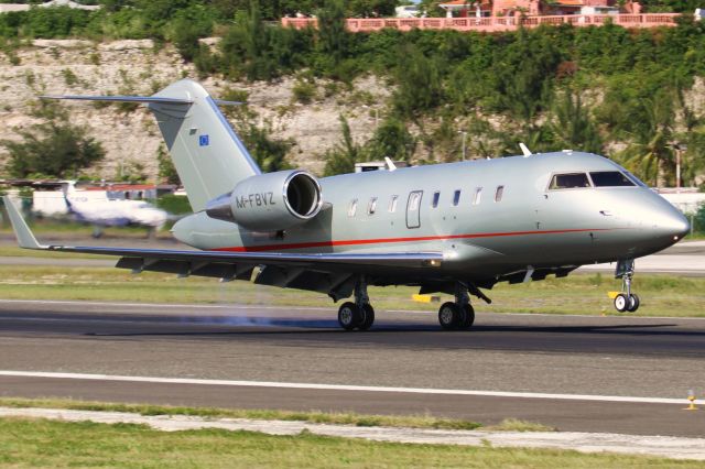 Canadair Challenger (M-FBVZ)