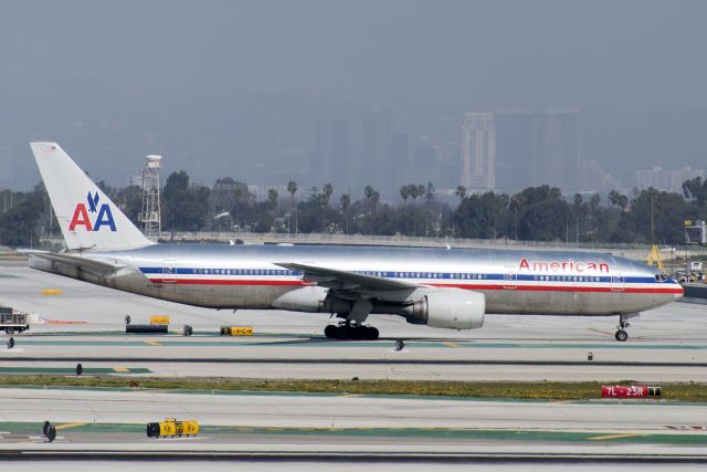 Boeing 777-200 (N779AN) - N779AN  Boeing  B777-223  AAL  KLAX  20130304  4069