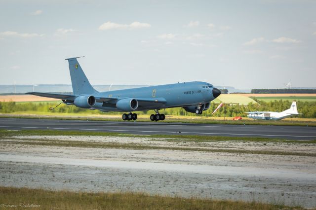 Boeing C-135B Stratolifter (F-UKCP)