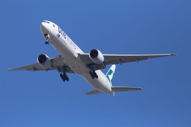 BOEING 777-300ER (B-KPL)