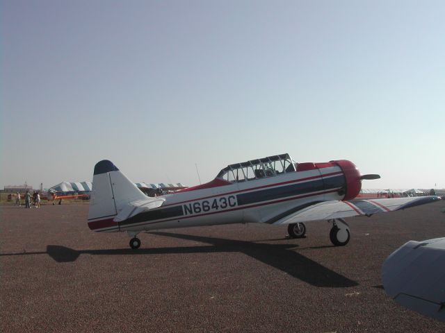 North American T-6 Texan (N6643C)