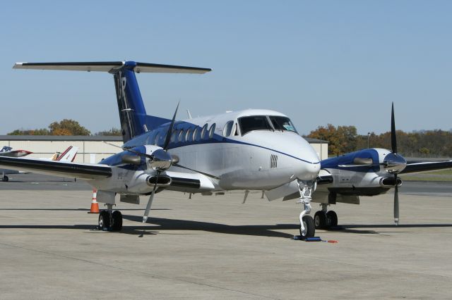 Beechcraft 35 Bonanza (N882UP) - October 25, 2024 - parked at sunny Frederick Airport before headed to Detroit