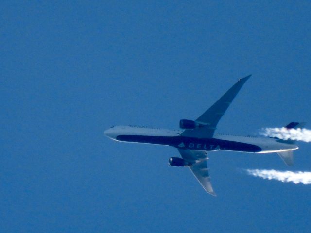 BOEING 767-400 (N825MH) - DAL660br /LAS-ATLbr /11/22/21